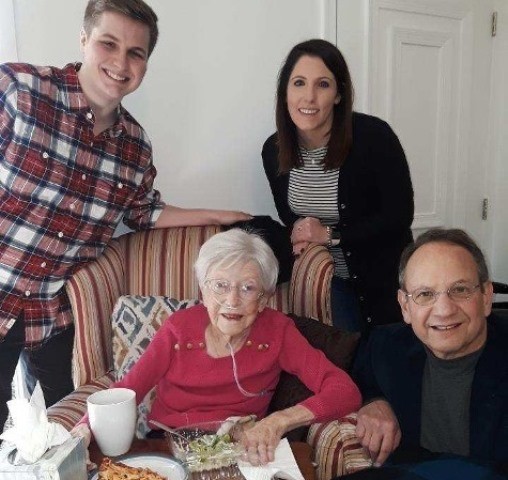Doris Countryman with her family (L to R Sam, Kate and David Podell)